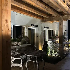 https://les-secrets-de.hotels-rhonealpes.com