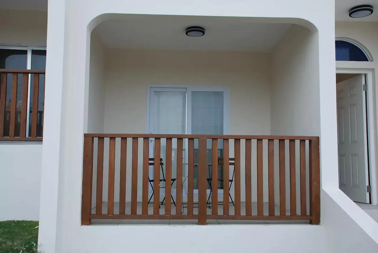 Luxury 2Br Home Facing Beach W/Pool Montego Bay #5 Apartman